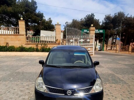 Nissan Tiida 2007