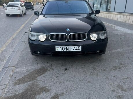 BMW 745