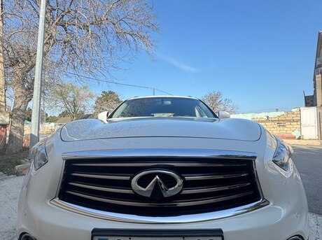 Infiniti FX37