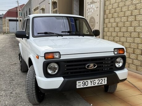 LADA (VAZ) Niva