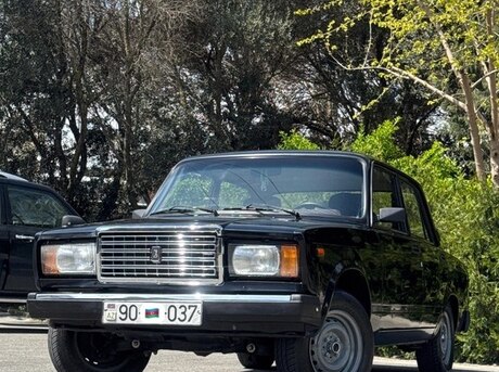LADA (VAZ) 2107