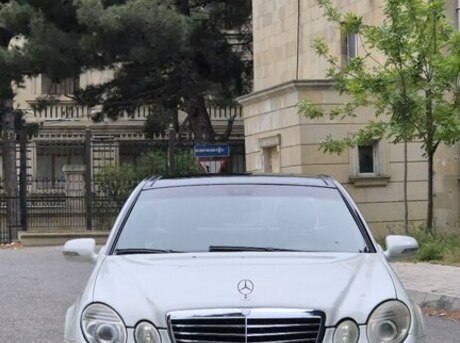 Mercedes E 280
