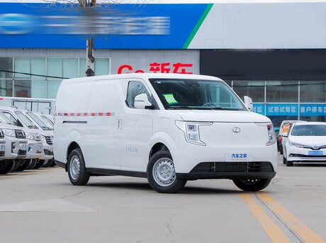 DFSK Ruichi R5
