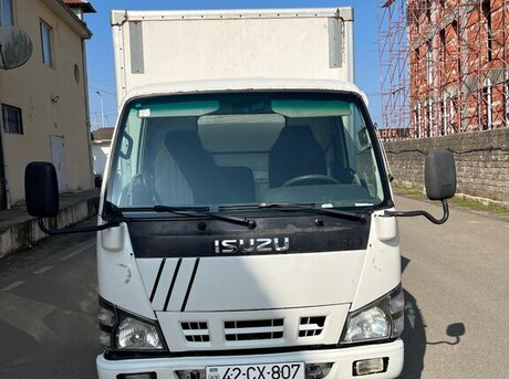 Isuzu NKR 55 E