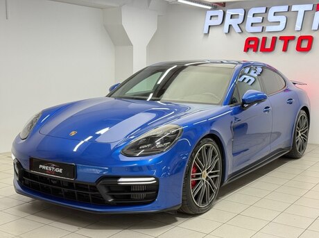 Porsche Panamera GTS