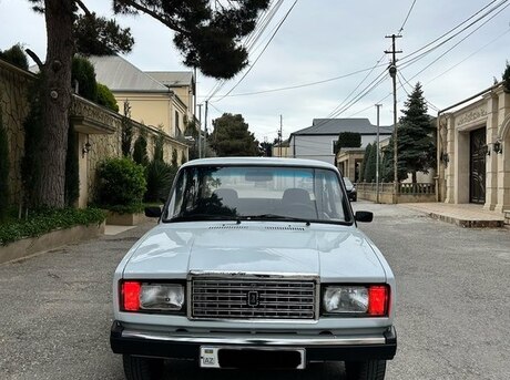 LADA (VAZ) 2107