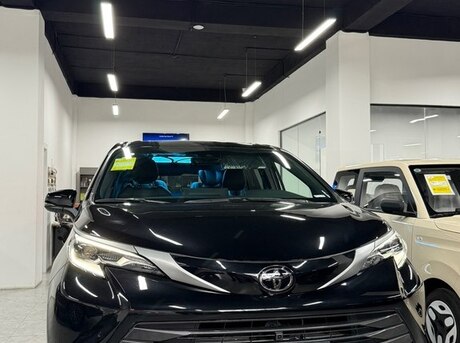 Toyota Sienna