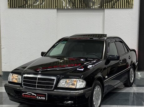 Mercedes C 240