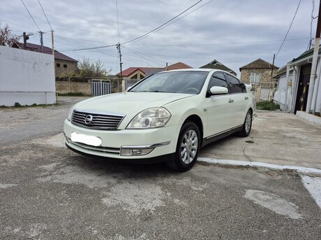 Nissan Teana