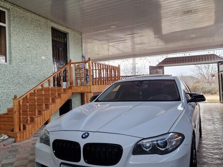 BMW 528