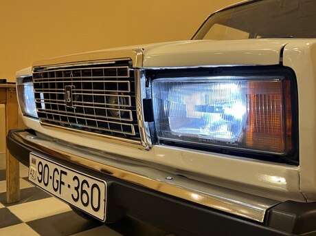 LADA (VAZ) 2107