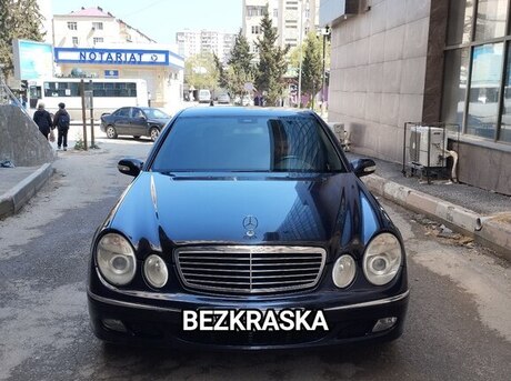 Mercedes E 220