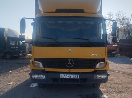 Mercedes Atego 818