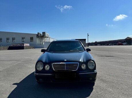 Mercedes E 320 2001
