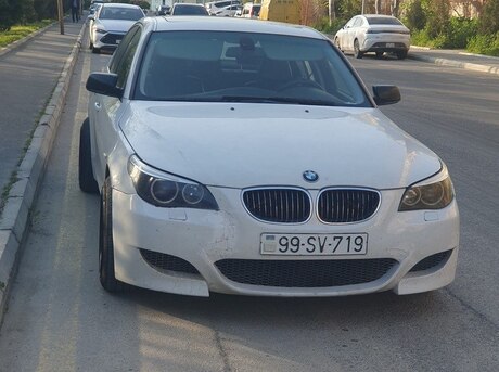 BMW 525