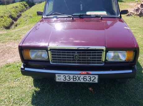 LADA (VAZ) 2107