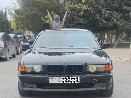 BMW 740