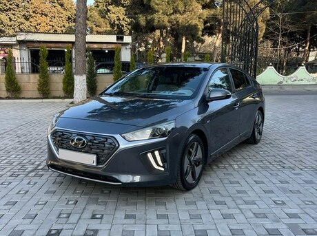 Hyundai IONIQ