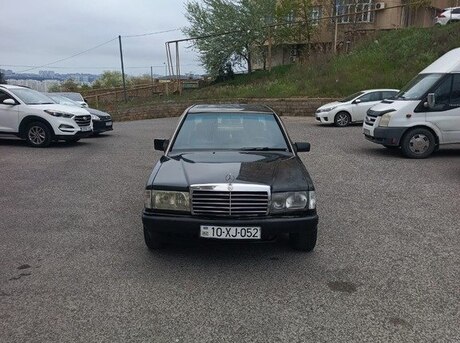 Mercedes 190