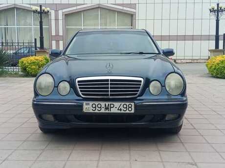 Mercedes E 200