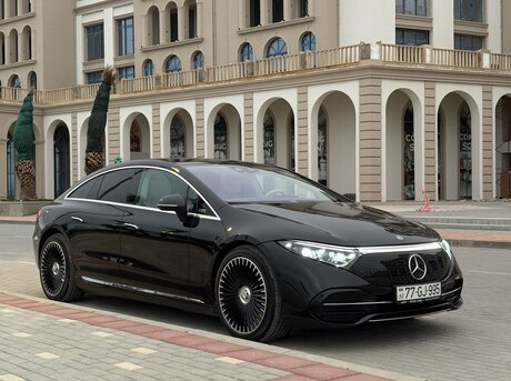 Mercedes EQS 450