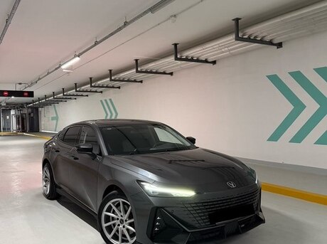 Changan Uni-V iDD