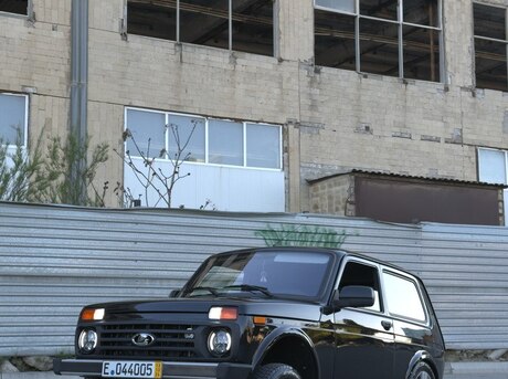 LADA (VAZ) Niva