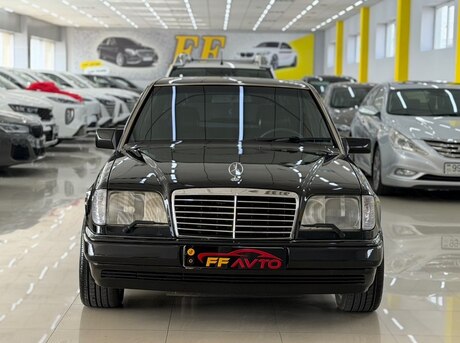 Mercedes 320 E