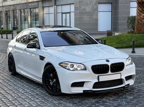 BMW 528
