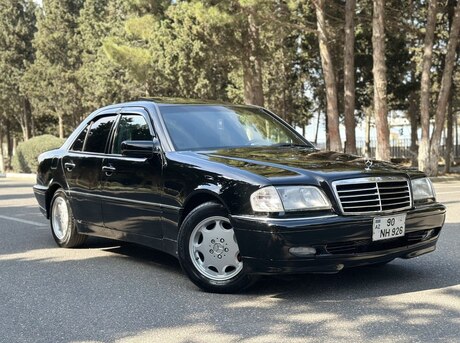 Mercedes C 230