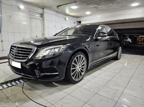 Mercedes S 550