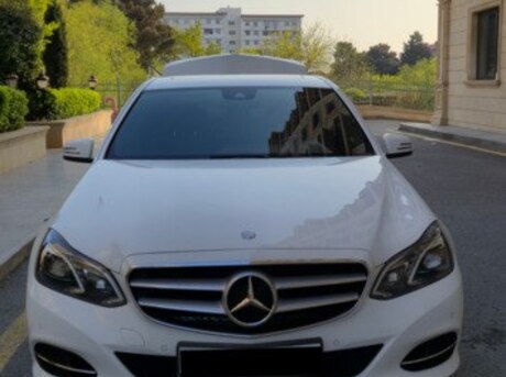 Mercedes E 200