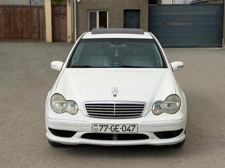 Mercedes C 230