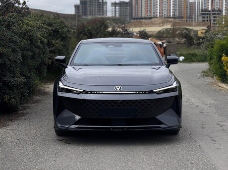 Changan Uni-V iDD