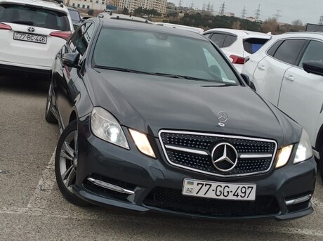 Mercedes E 220