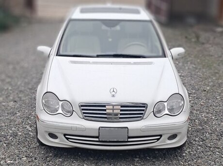 Mercedes C 300