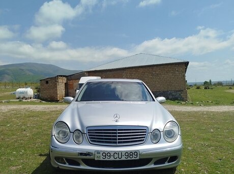 Mercedes E 280