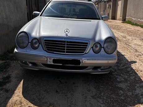 Mercedes E 270