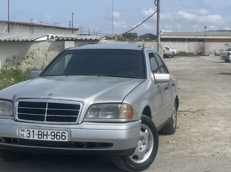 Mercedes C 180