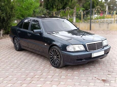 Mercedes C 180