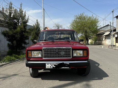 LADA (VAZ) 2107