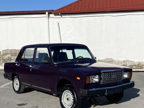 LADA (VAZ) 2107