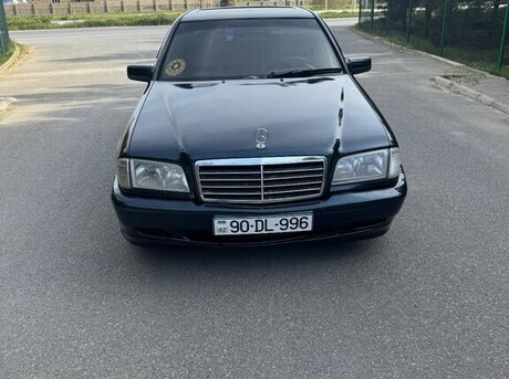 Mercedes C 180