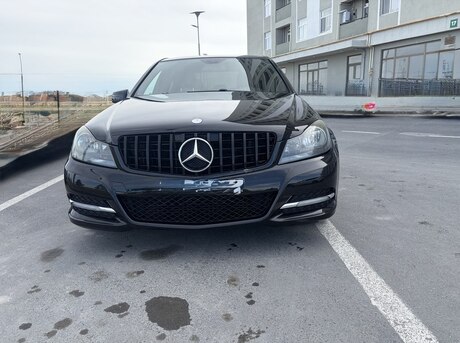 Mercedes C 250