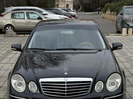 Mercedes E 280