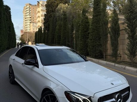 Mercedes E 300