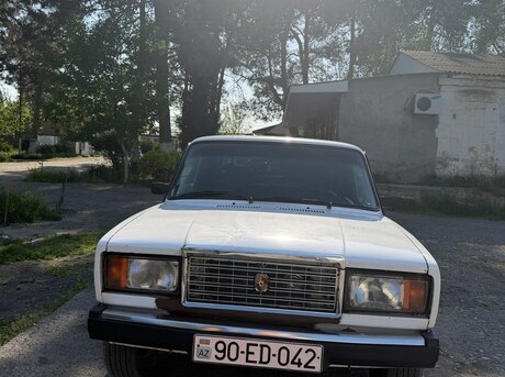 LADA (VAZ) 2107