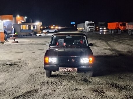 LADA (VAZ) 2107