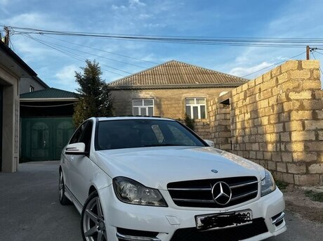 Mercedes C 250
