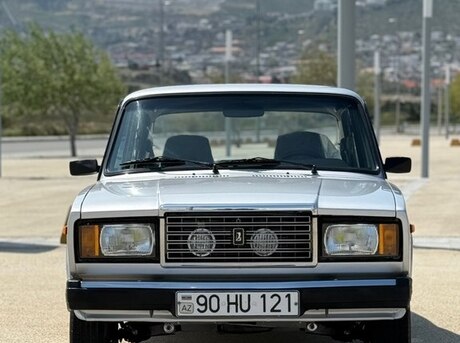 LADA (VAZ) 2107
